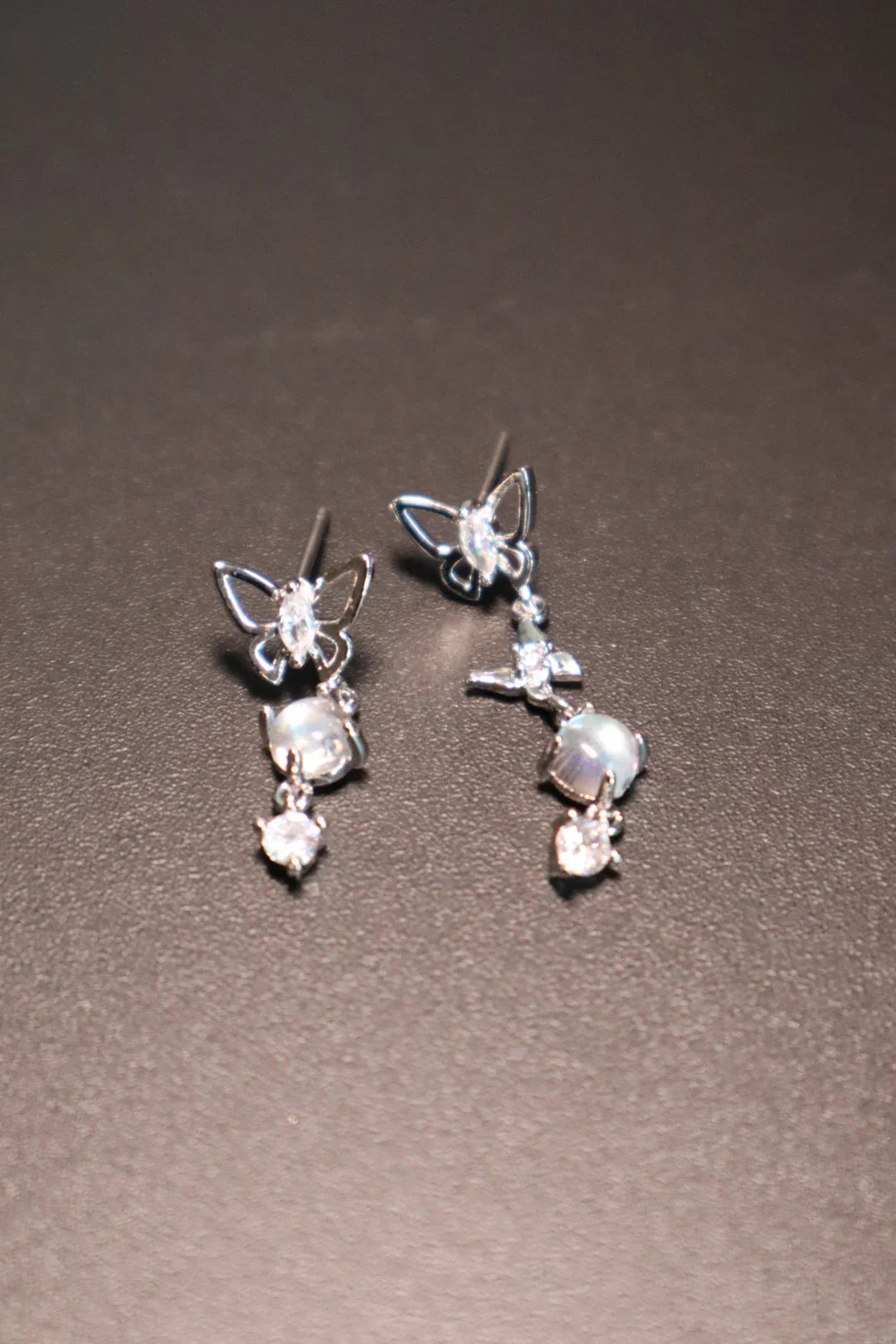 Kelebek Dangle Küpe