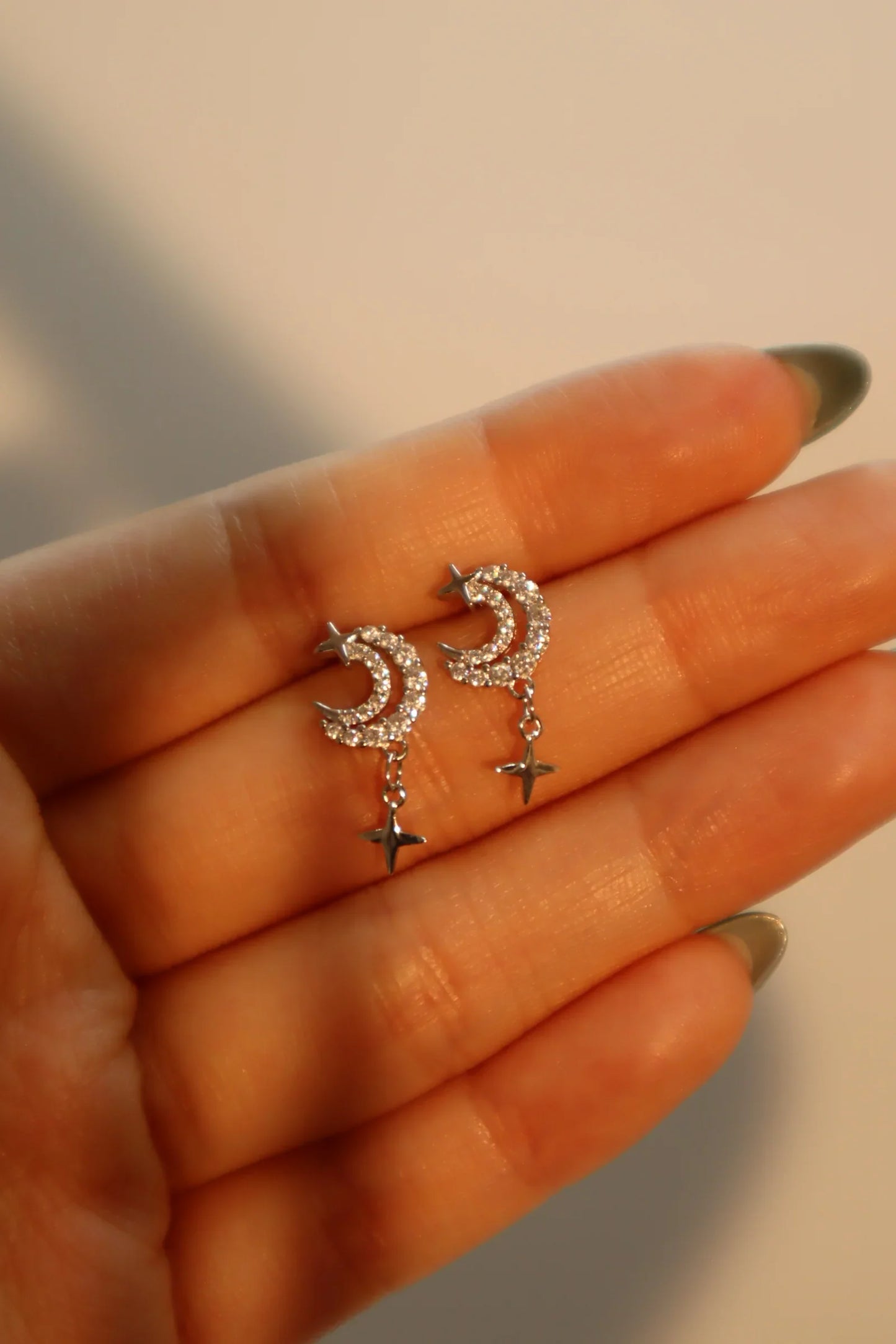 Gümüş Gece Yıldızı Küpe