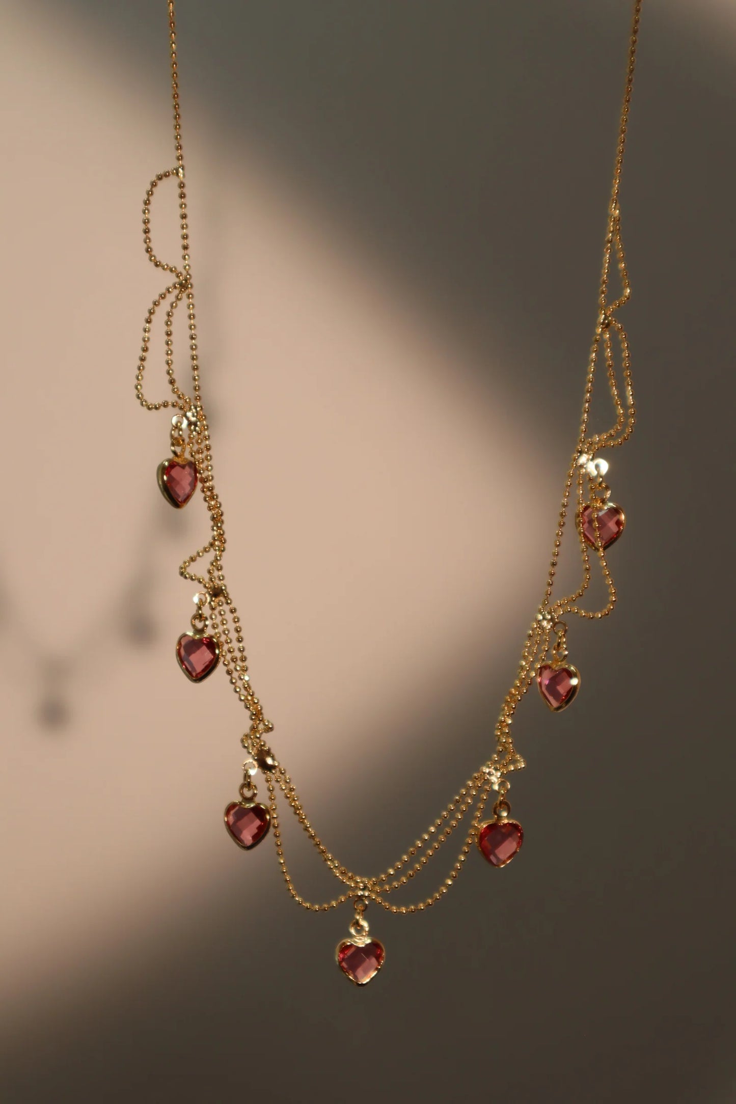 Pembe Taşlı Kalp Kolye