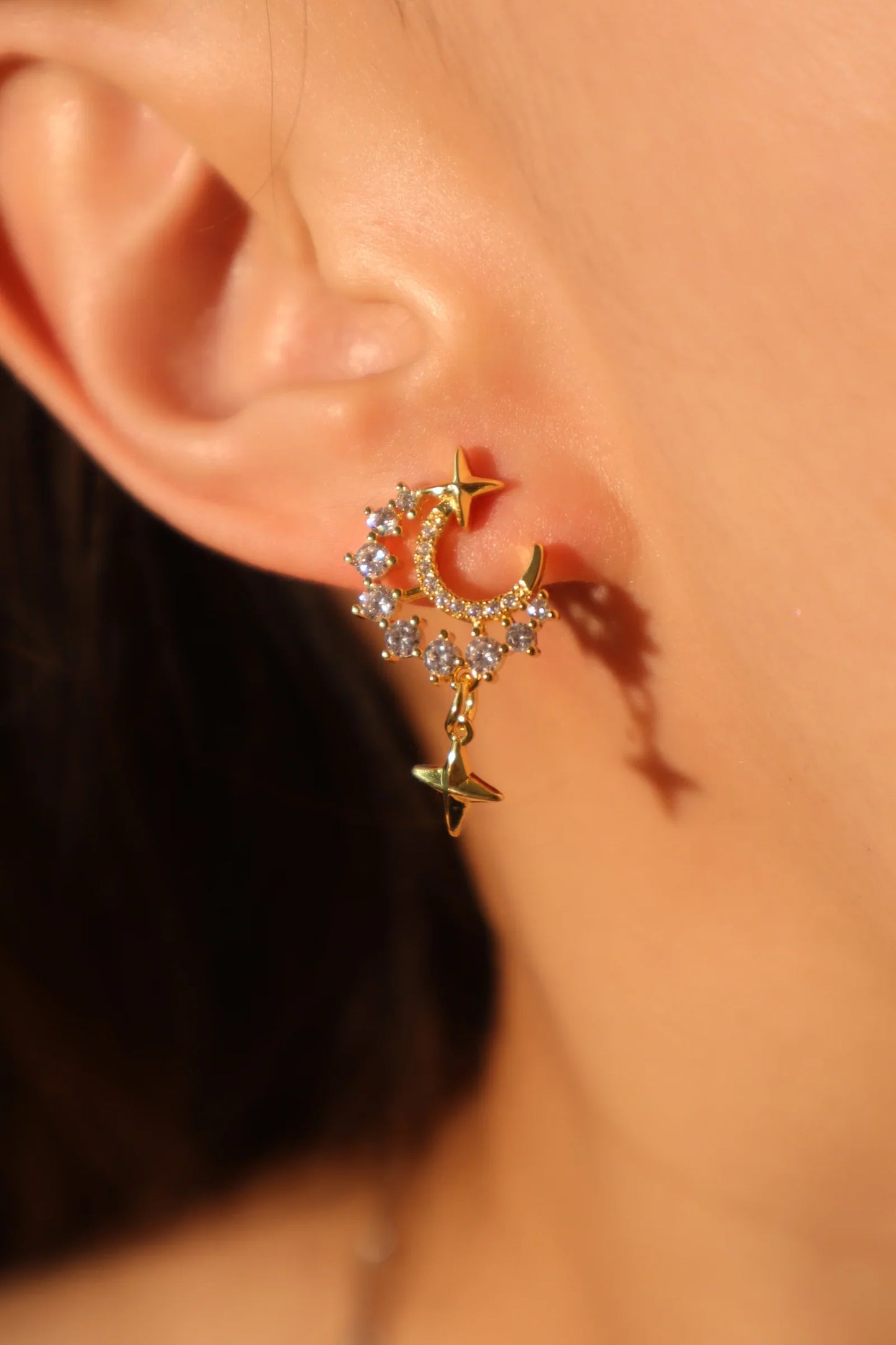 Altın Gece Yıldızı Küpe